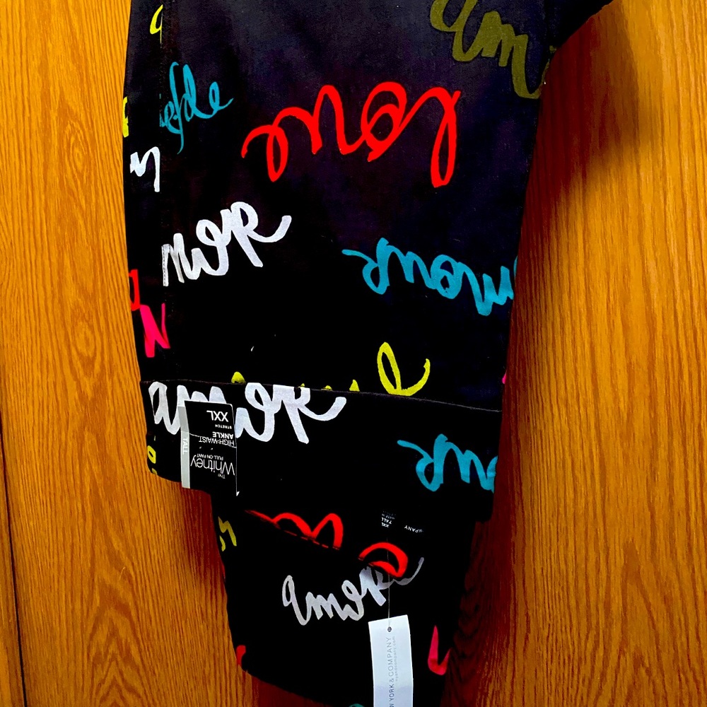 New York and Company pants. Never worn.